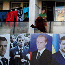 Mitroviça Sırpları Putin'in Zaferini Kutladı