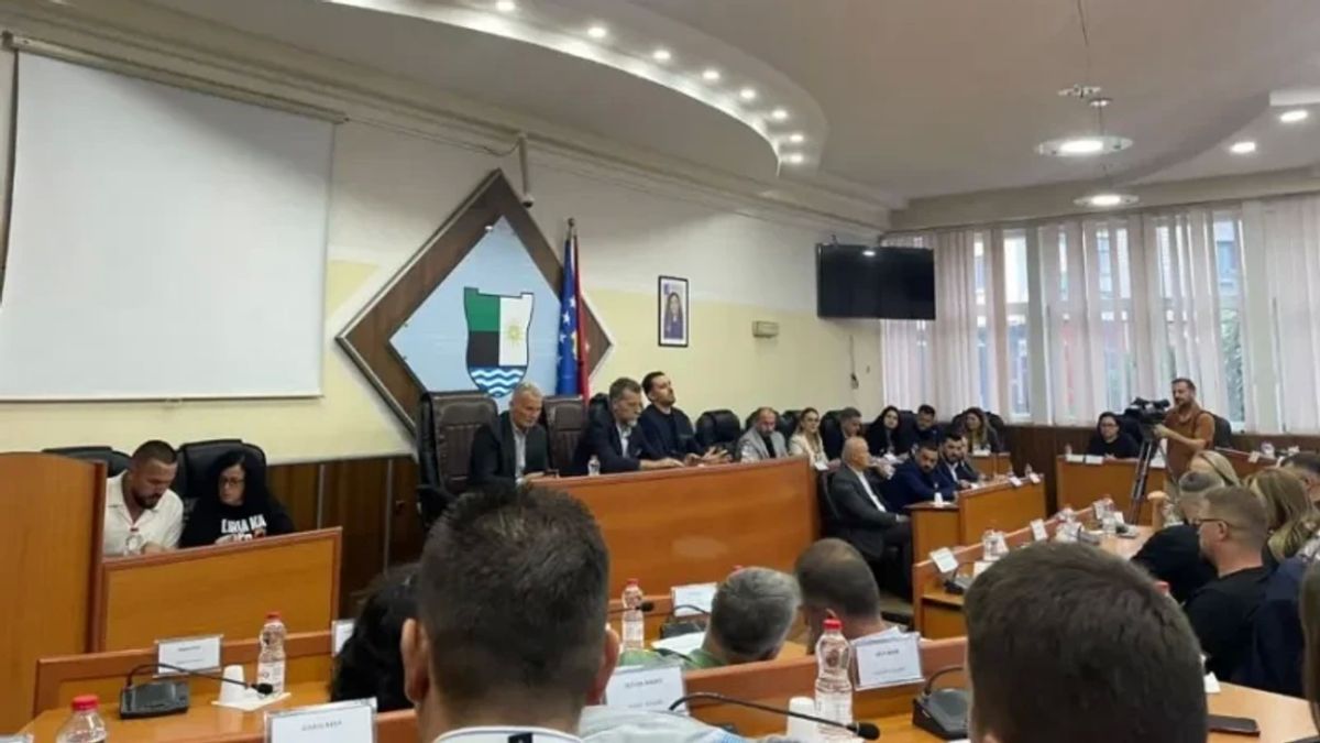 Mitroviça Meclisi,  “Benim Adıma Değil” Başlıklı Bildiriyi Kabul Etti
