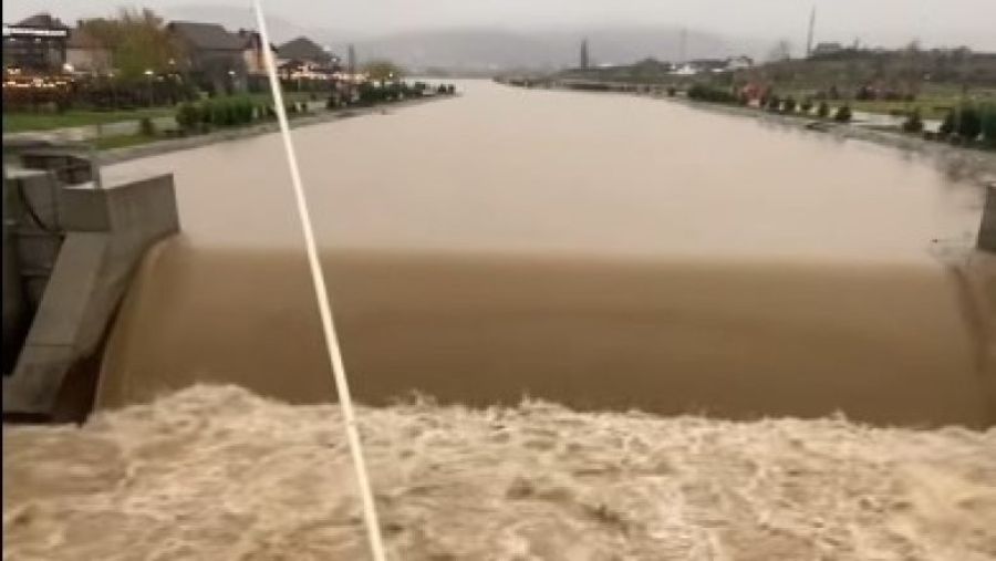 Yağışlar Mitroviça'da İçme Suyu Temininde Sorunlara Neden Oldu