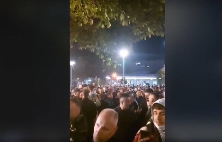 Mitroviça’da Kutlama Başladı
