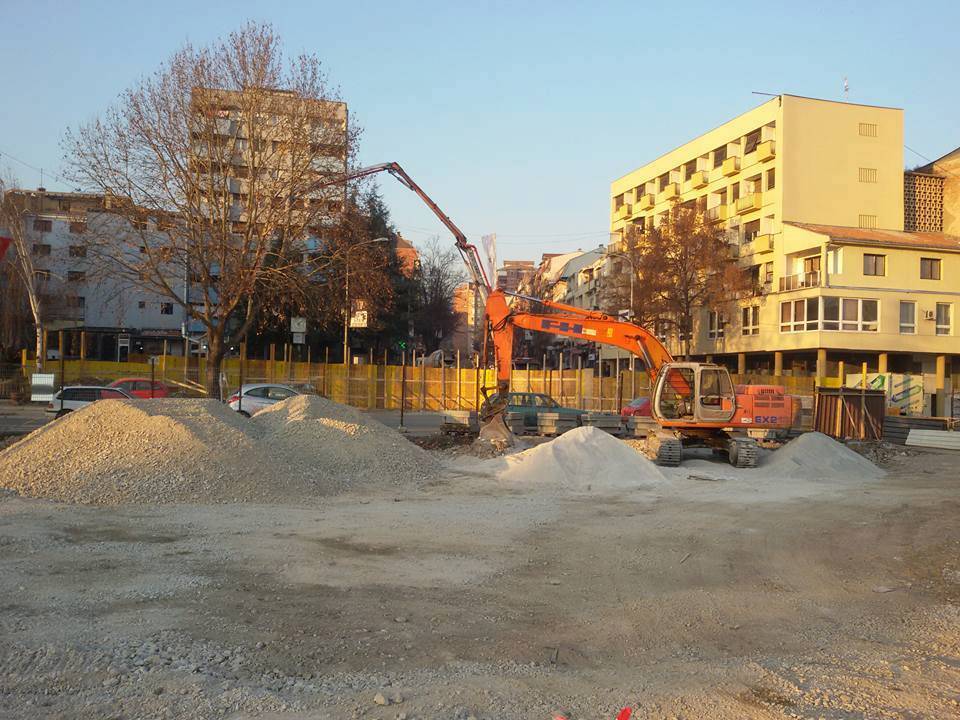 İbre Köprüsü Yakınlığında Duvar İnşasına Hükümetten Tepki