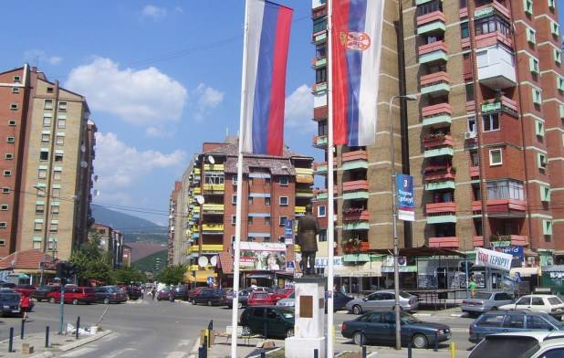 Mitroviça Kuzeyinde 4 Arnavut Darp Edildi