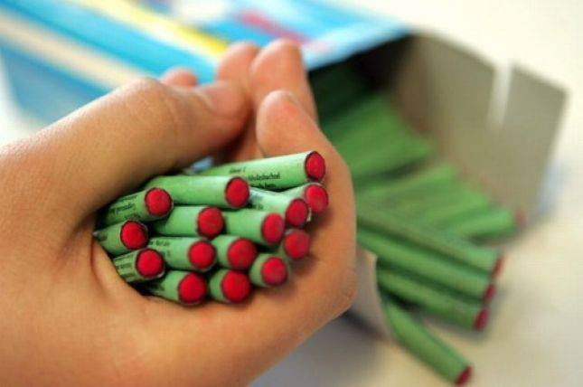 Ahmeti, Piroteknik Ürünlerinin Kullanımını Yasakladı