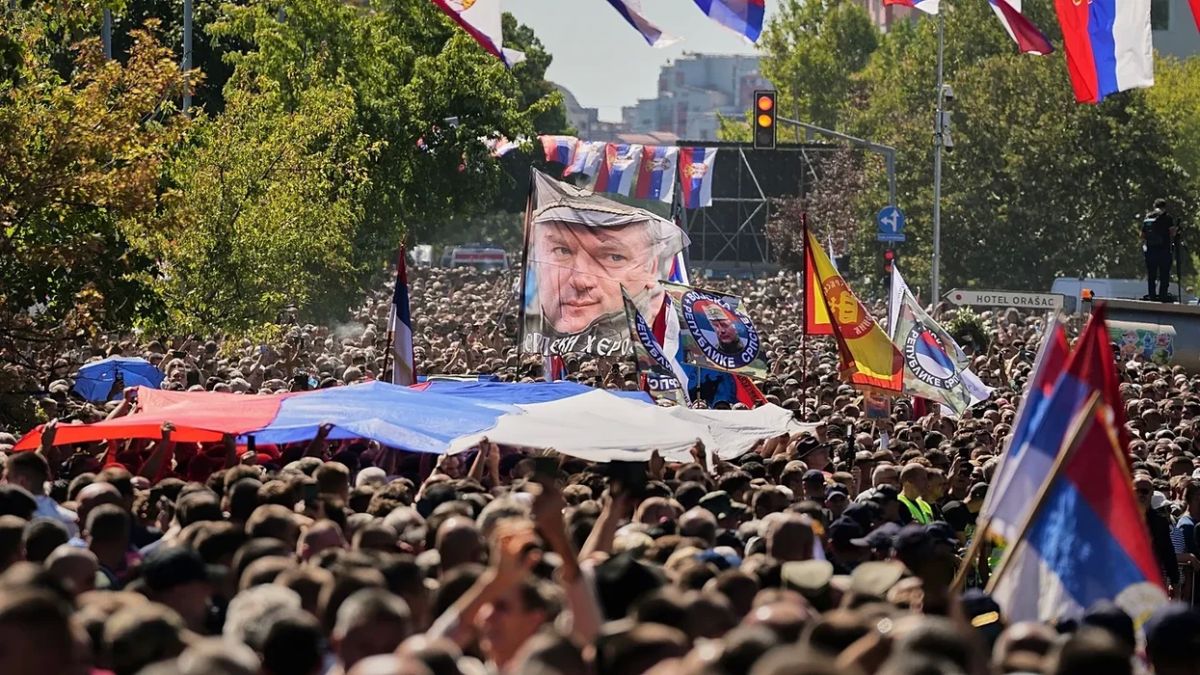 AB, Ratko Mladić’in Cenazesinin Ardından Sırbistan’a Karşı Tonunu Sertleştirdi