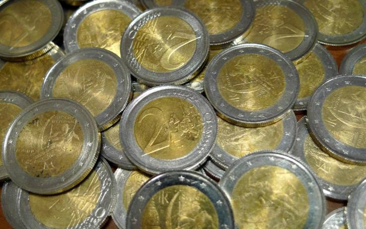 Polis 2.259 Adet 2 Euroluk Madeni Paraya El Koydu