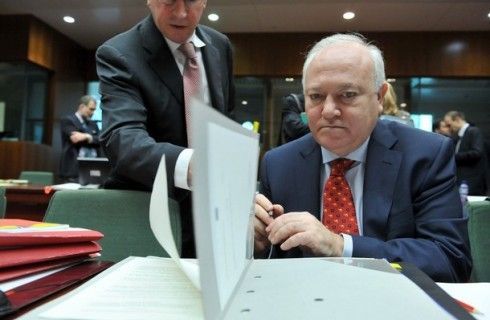 Moratinos ta Kosova'ya Geliyor