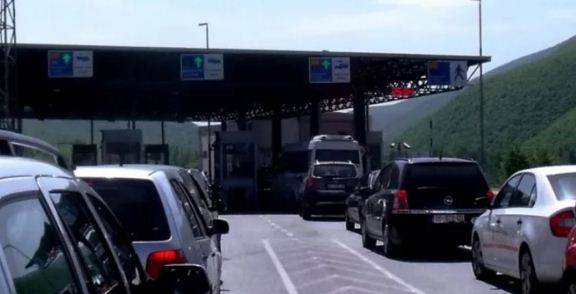 6 bin Kosovalı Arnavutluk’a Gitti