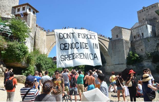 Srebrenica katliamı anmaları başladı
