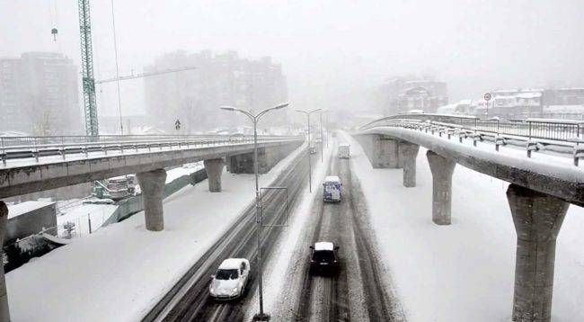 Kosova’da Tüm Yollar Ulaşıma Açık