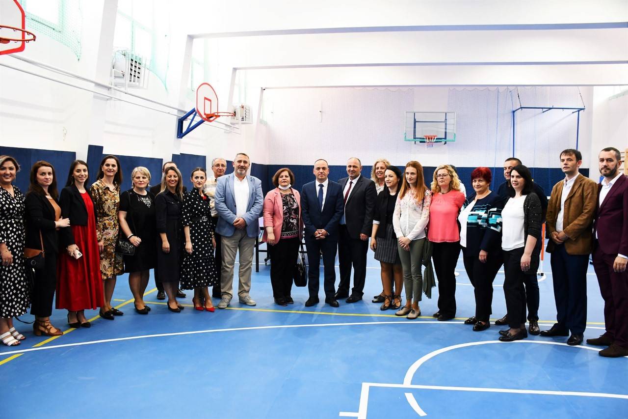 'Motrat Qiriazi', Okul Gününde Yeni Anaokul ve Spor Salonuna Kavuştu
