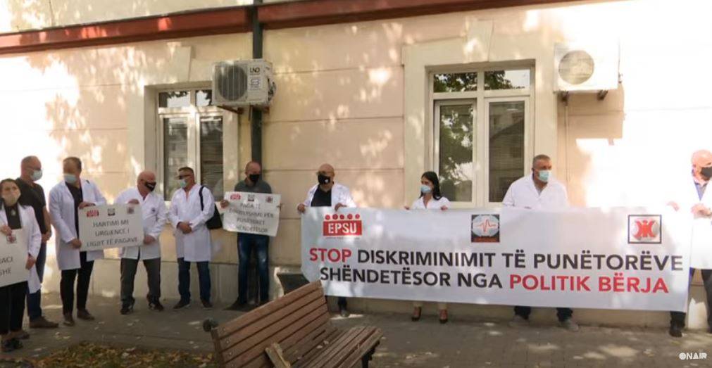 Sağlık Çalışanları Bugün Protesto Düzenledi