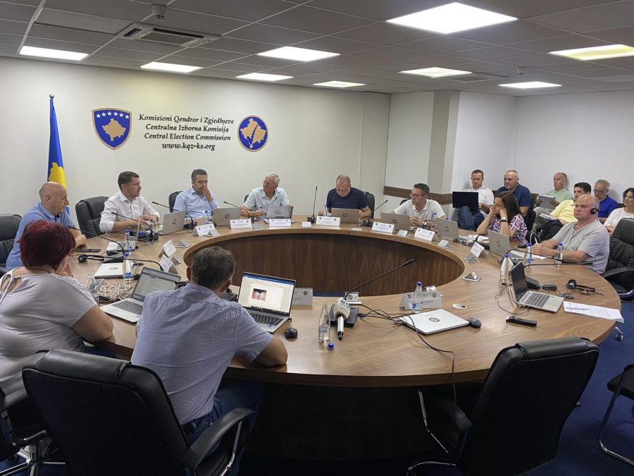 Parmağa Sprey Sıkılmayacak, Oy Kullanma Kabini Değişiyor