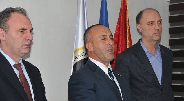 Muhalefet, Jahjaga'dan  Seçimleri İlan Etmesini Talep Etti