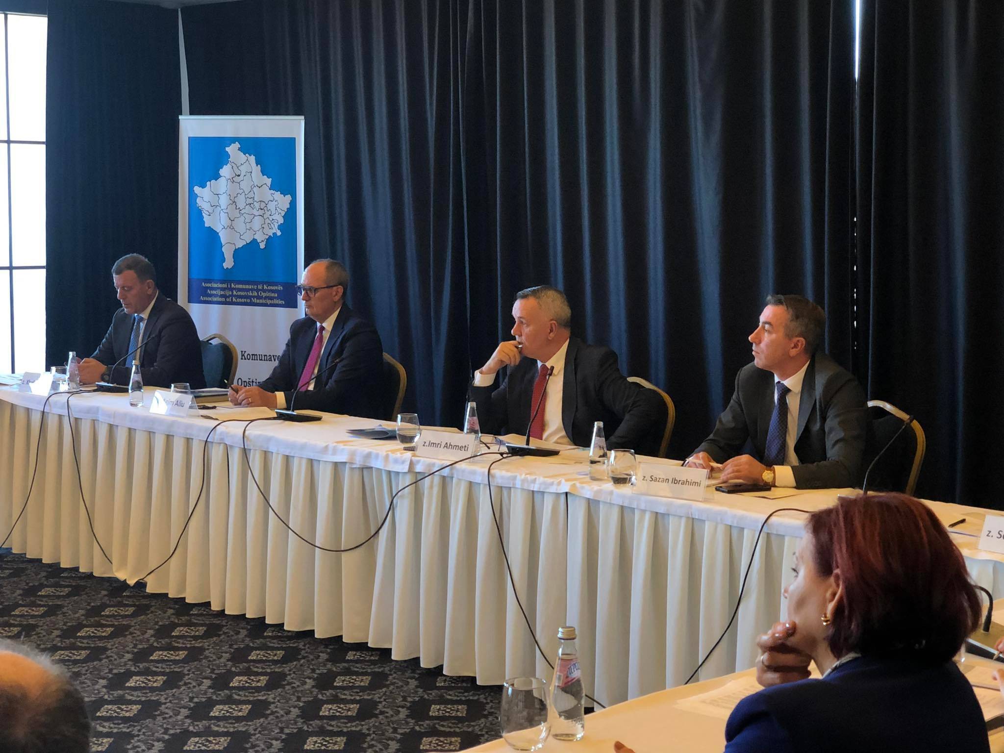 Belediyeler, Emlak Vergisinin Artışı Kararının Askıya Alınmasını İstiyor