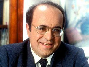 Mumcu İçin Kosova'dan Umut