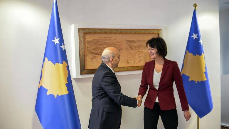 Mustafa ve Hoxhaj,  Kosova'nın AB Yönelimini Teyit Etti