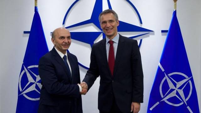 Mustafa Silahlı Kuvvetler için NATO-nun Desteğini Talep Etti