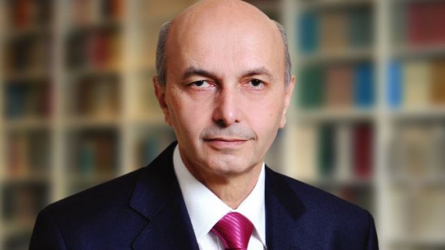 Mustafa: Kosova Bahçeye Dönüştü, Başkan Seyrediyor