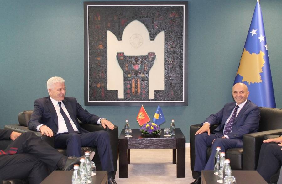 Hükümet: Mustafa-Markoviç Dostane Görüşmesi
