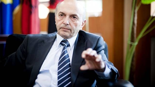 Mustafa: Sözler Yumuşatılsın, Soğukkanlı Davranılsın