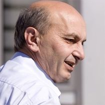 Mustafa, Thaçi'yi Kutlamayacak