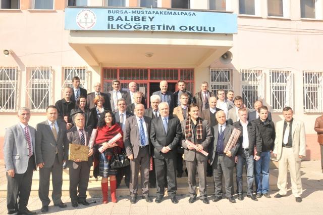 Kamenica ve Mustafakemalpaşa "Kardeş Okullar" Projesine İmza Attı