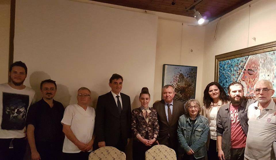 Türkiye Devlet Tiyatrosu, Kosovalı Tiyatrocuların Yanında Olmaya Devam Edecek