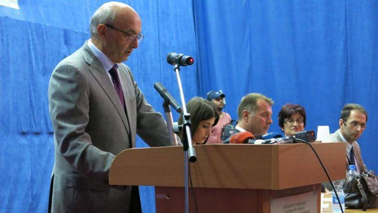 Mustafa,  Arnavut Kültürü, Dili ve Edebiyatı Semineri'ne Katıldı