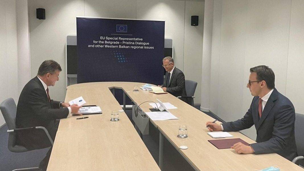 Kosova-Sırbistan Diyalogunun Yeni Turu 13 Mayıs’ta