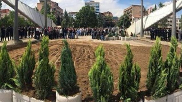 Brüksel'de İbre Köprüsündeki Barikatlar Bugün Görüşülüyor