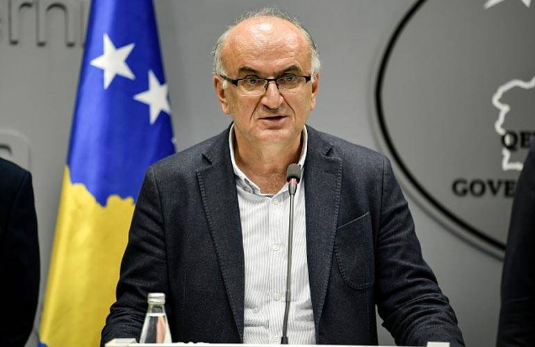 Tedbirlere Uyunuz, Yoksa Daha Sert Tedbirlere Başvurmamız Gerekecek