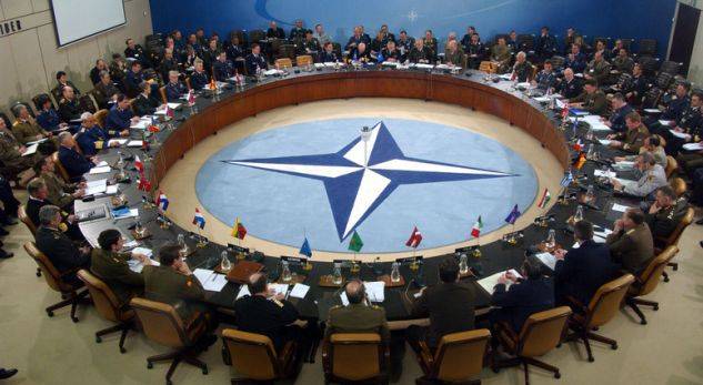 NATO Konseyi,  Anayasa Değişiklikleri Olmadan Kosova Ordusuna Karşı