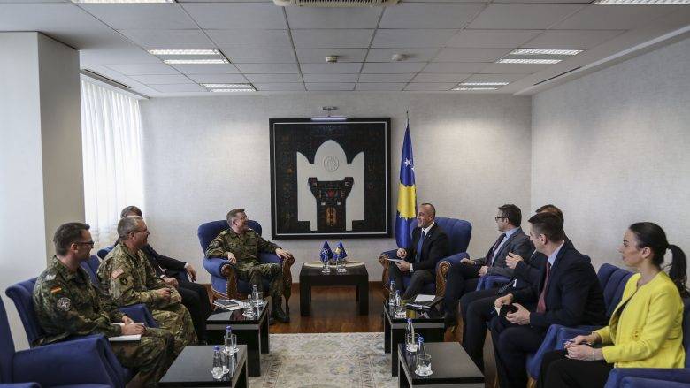 Haradinaj ve NATO Temsilcileri KGG’nin Geleceğini Ele Aldılar