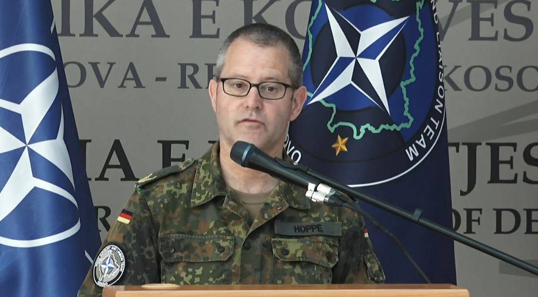Hoppe, Kosova’daki Görevinde Yalnız Olmayacağını Belirtti