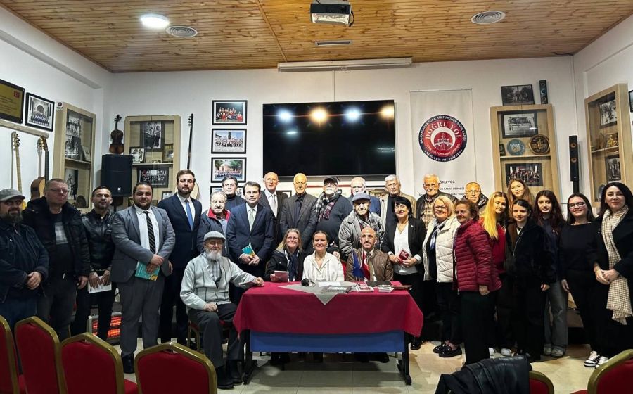 "Necla Dursun’la Edebiyat Gecesi” Yoğun İlgiyle Gerçekleştirildi