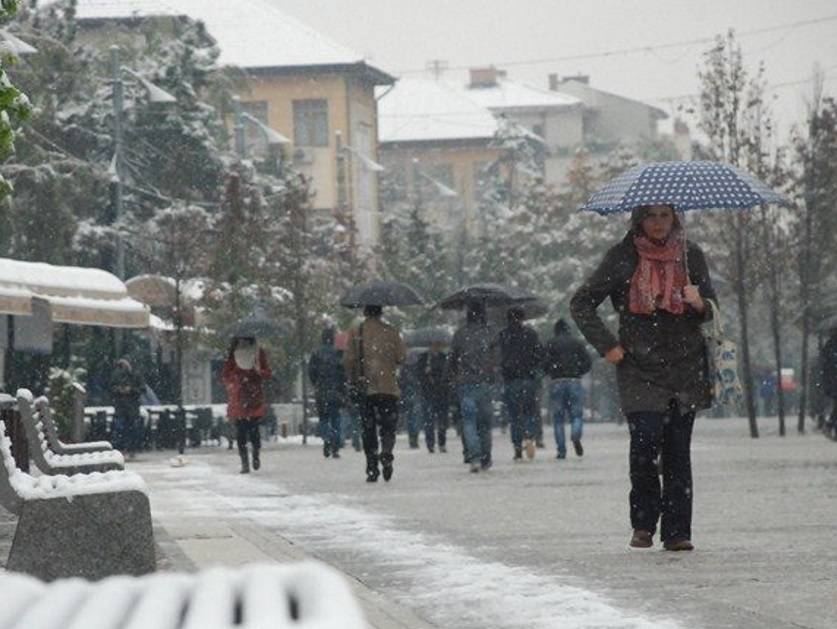 Hafta Sonu Bulutlu ve Hafif Kar Yağışlı Hava