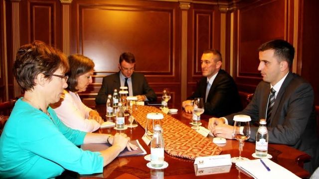 Nuland, Raşiç ve Stojanoviç ile de Görüştü