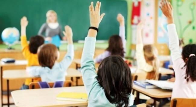 Priştine “Elena Gjika” Okulunda Birinci Sınıfta 19 Öğrenci