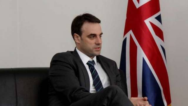 O'Conell: Partileri Değil Halkı ve Kurumları Destekliyoruz