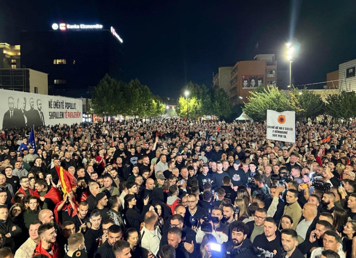 Öğrenciler Yarın Priştine’de Protesto Düzenleyecekler
