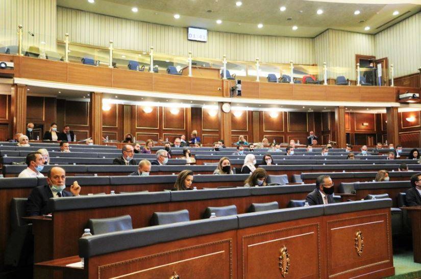 Meclis, Çalışmalarına Ara Verip Yarın Devam Edecektir