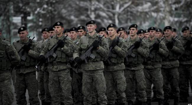 Vuçiç, Sırpların Kosova Ordusuna Katılmamalarına Çağrı Yaptı
