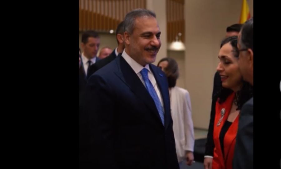 Cumhurbaşkanı Osmani, Türkiye Bakanı Fidan’dan Yardım İstedi