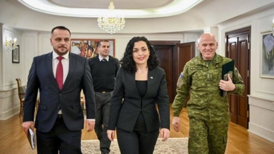 Osmani, Jashari ve Maqedonci ile KGG'da Yemek Konusunu Görüştü