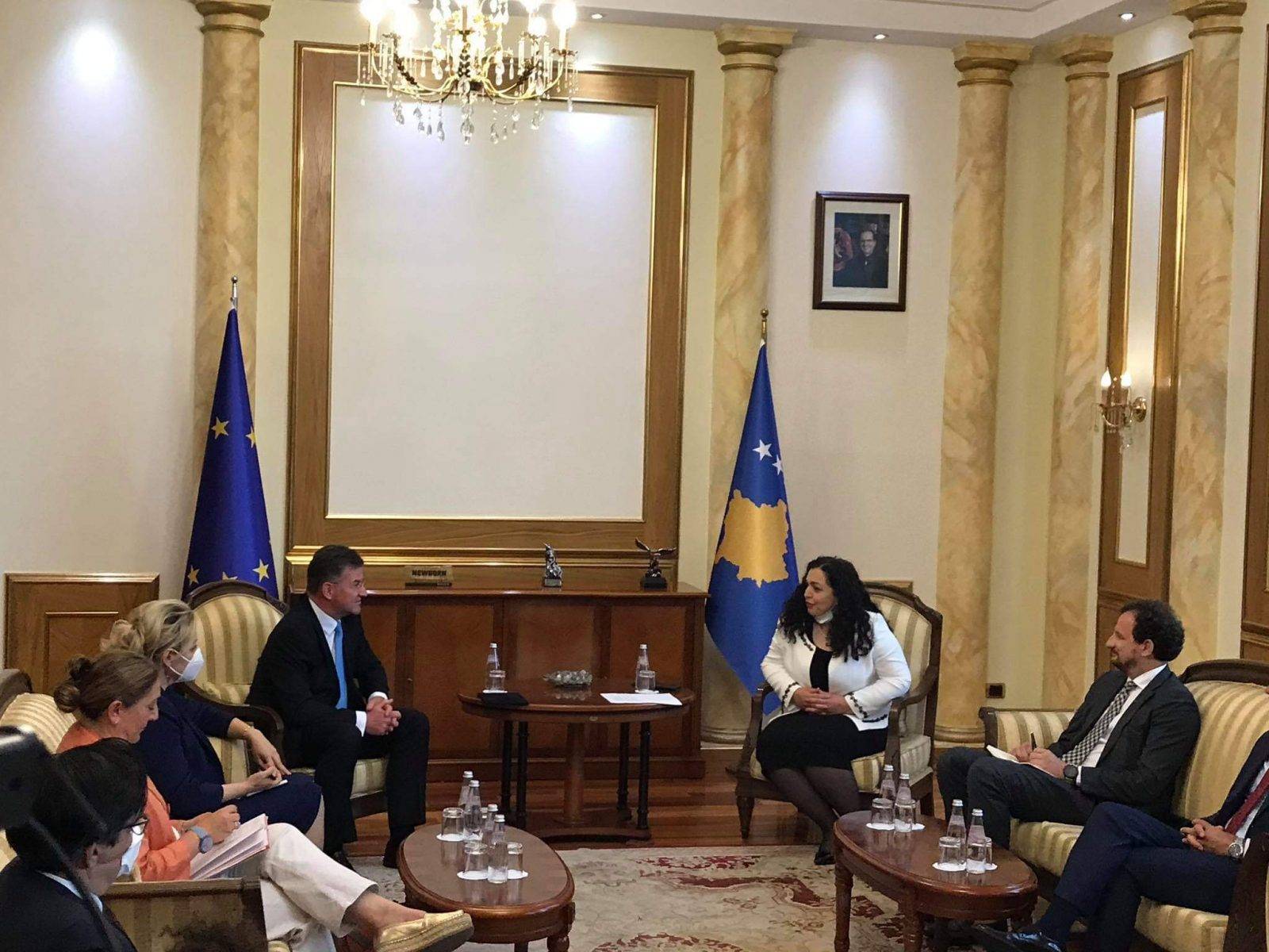Hükümet, Diyalog Sürecinde Kosova'yı Temsil Etmeli