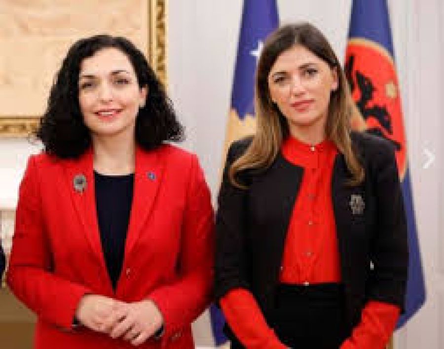 Osmani, Haxhiu ve Başkan Yardımcılarını Tebrik Etti