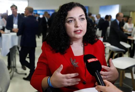 Osmani, Kosovalılara Aşı Yapmadığı İçin İsviçre’yi Eleştirdi