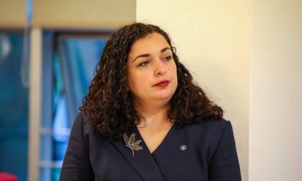 Cumhurbaşkanı Osmani, Ortodoks Vatandaşların Noeliini Kutladı