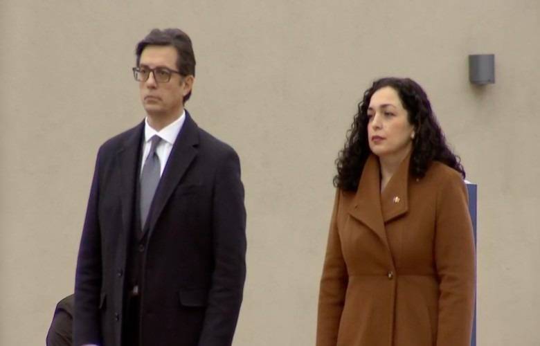 Osmani, Devlet Töreniyle Pendarovski’yi Karşıladı