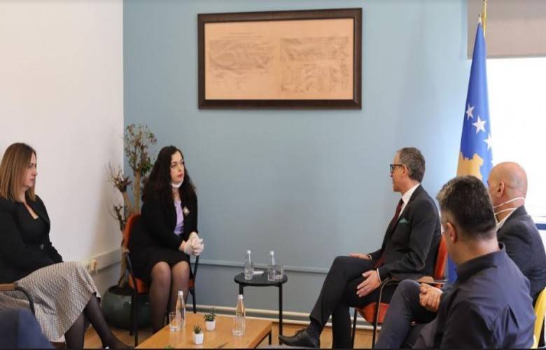 Sağlık Bakanı, Meclis Başkanı Osmani ve Yardımcısı Nagavci ile Görüştü